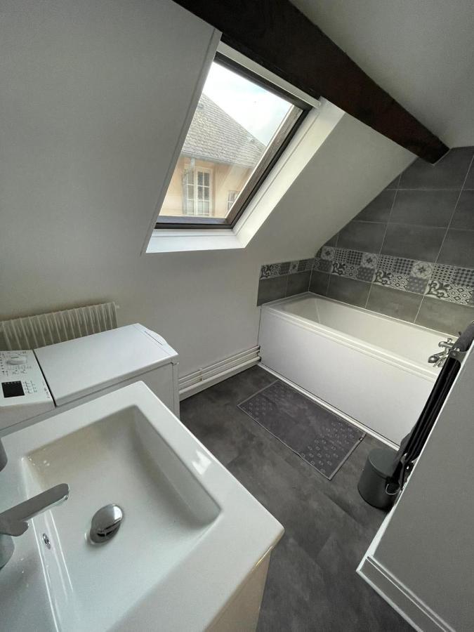 Le Tertre - Quartier Cathedrale - Parking Prive Inclus Apartment Chartres Exterior photo